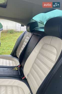 Купе Volkswagen CC / Passat CC 2009 в 