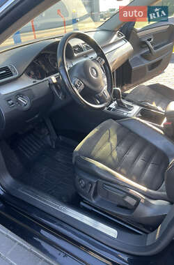 Купе Volkswagen CC / Passat CC 2013 в 