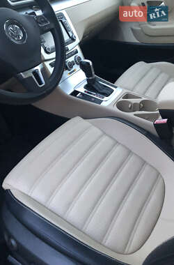 Купе Volkswagen CC / Passat CC 2012 в 