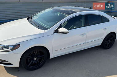 Купе Volkswagen CC / Passat CC 2012 в 
