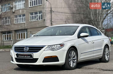 Купе Volkswagen CC / Passat CC 2010 в Миколаєві