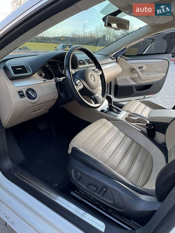 Купе Volkswagen CC / Passat CC 2015 в Овручі