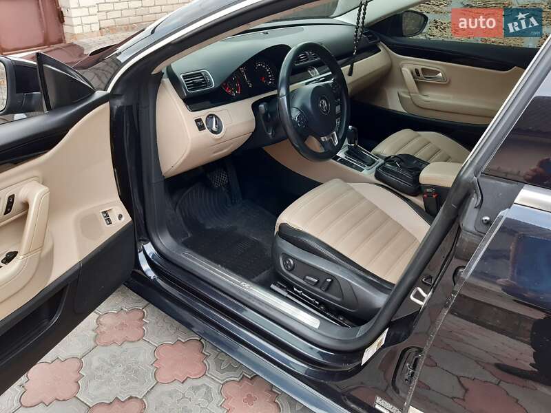 Купе Volkswagen CC / Passat CC 2012 в Херсоне