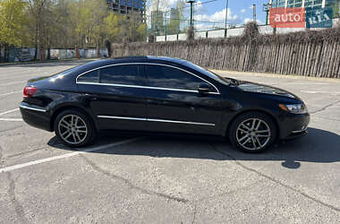 Купе Volkswagen CC / Passat CC 2013 в 