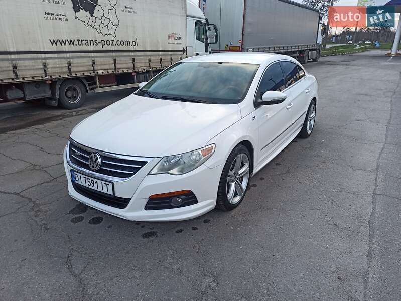 Купе Volkswagen CC / Passat CC 2011 в 