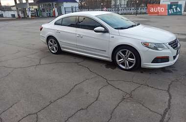 Купе Volkswagen CC / Passat CC 2011 в 
