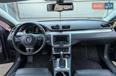 Купе Volkswagen CC / Passat CC 2011 в 