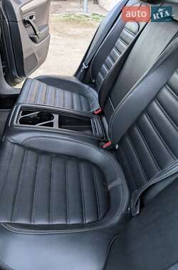 Купе Volkswagen CC / Passat CC 2011 в 