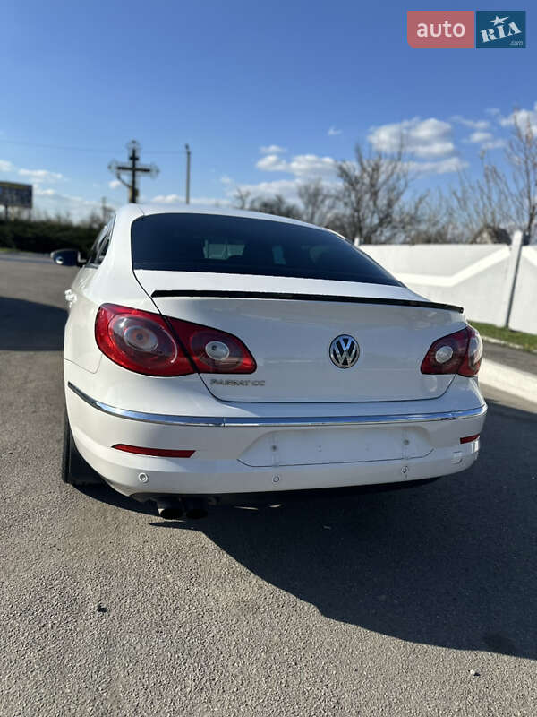 Купе Volkswagen CC / Passat CC 2011 в Ірпені