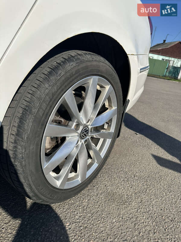 Купе Volkswagen CC / Passat CC 2011 в Ірпені