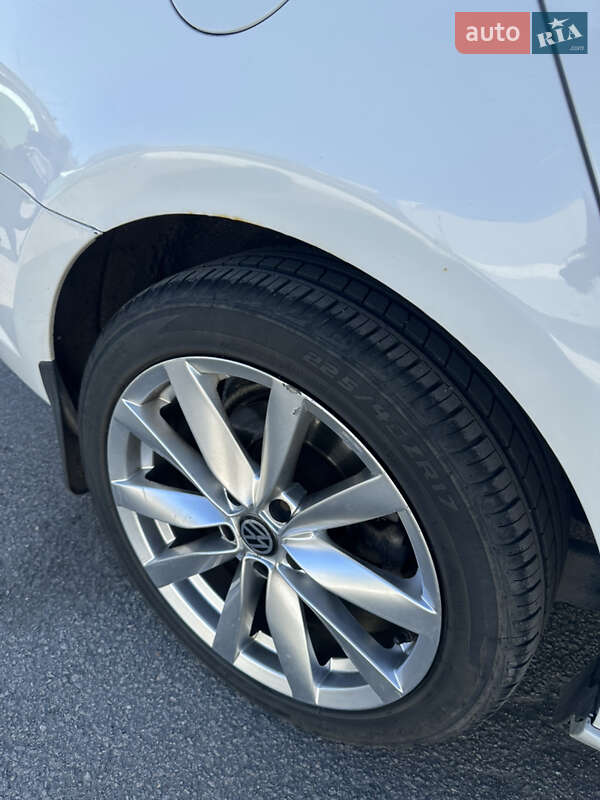 Купе Volkswagen CC / Passat CC 2011 в Ірпені