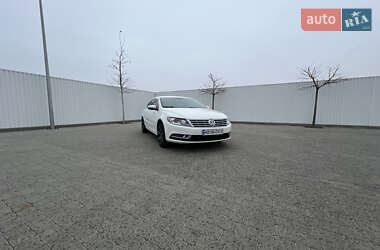 Купе Volkswagen CC / Passat CC 2013 в 