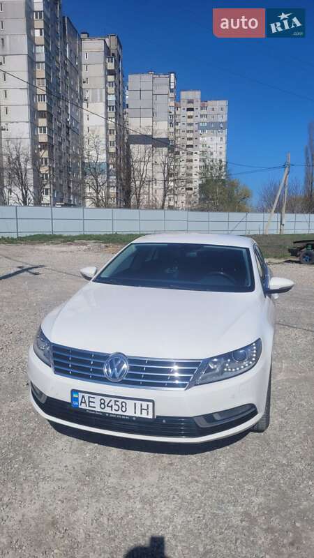 Купе Volkswagen CC / Passat CC 2013 в 