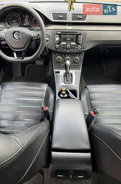 Купе Volkswagen CC / Passat CC 2012 в 