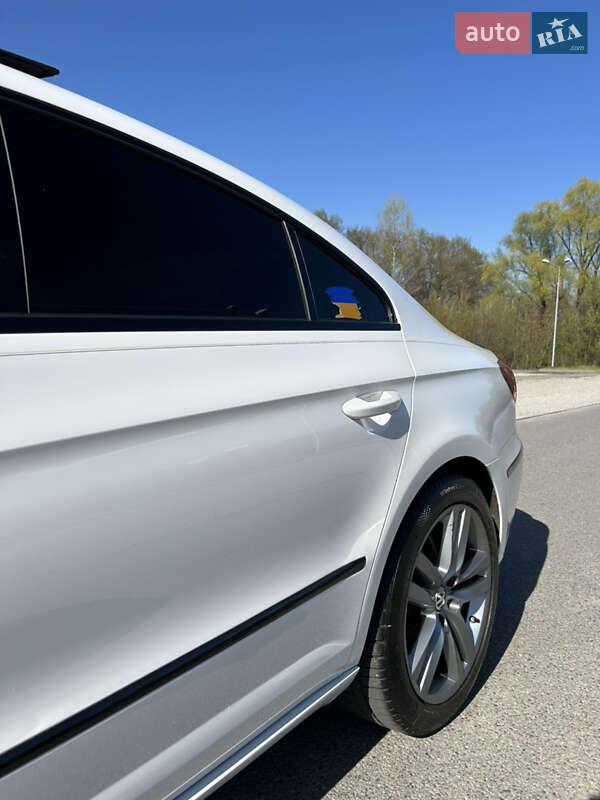 Купе Volkswagen CC / Passat CC 2012 в Днепре
