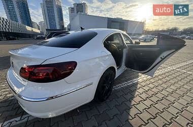 Купе Volkswagen CC / Passat CC 2012 в 
