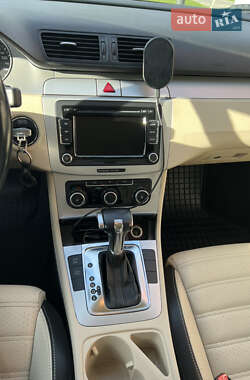 Купе Volkswagen CC / Passat CC 2010 в 