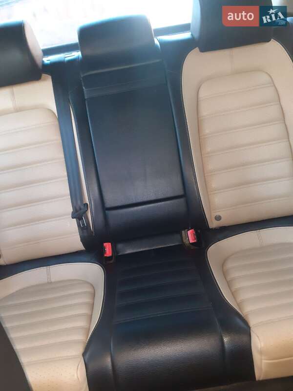 Купе Volkswagen CC / Passat CC 2011 в Радехове