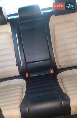 Купе Volkswagen CC / Passat CC 2011 в 