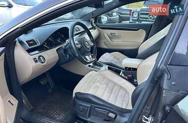 Купе Volkswagen CC / Passat CC 2013 в 