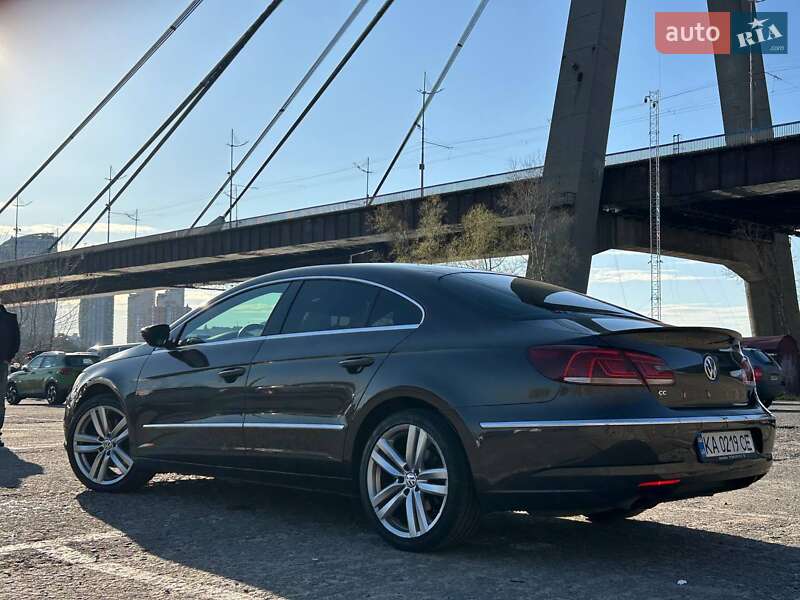 Купе Volkswagen CC / Passat CC 2013 в Києві