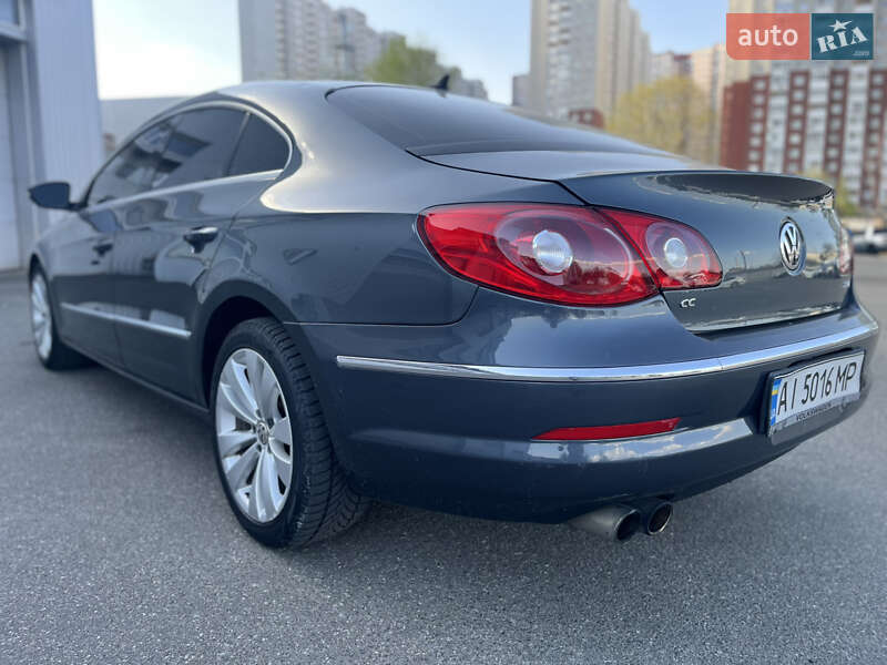Купе Volkswagen CC / Passat CC 2010 в Киеве
