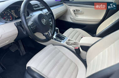 Купе Volkswagen CC / Passat CC 2010 в 