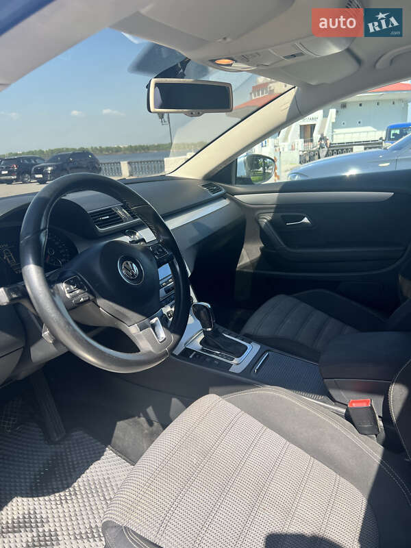 Купе Volkswagen CC / Passat CC 2012 в Днепре