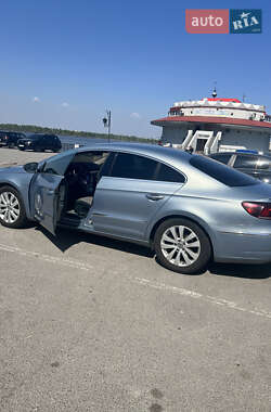 Купе Volkswagen CC / Passat CC 2012 в 