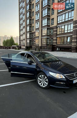 Купе Volkswagen CC / Passat CC 2011 в 