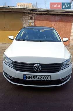 Купе Volkswagen CC / Passat CC 2013 в 