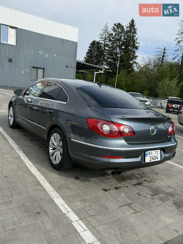 Купе Volkswagen CC / Passat CC 2011 в Стрию