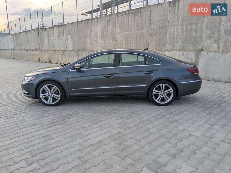 Купе Volkswagen CC / Passat CC 2012 в Львові