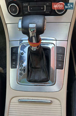 Купе Volkswagen CC / Passat CC 2008 в 