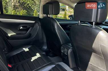 Купе Volkswagen CC / Passat CC 2013 в 