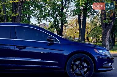 Купе Volkswagen CC / Passat CC 2012 в 