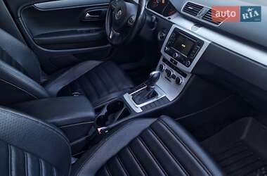 Купе Volkswagen CC / Passat CC 2012 в 