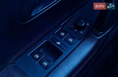 Купе Volkswagen CC / Passat CC 2012 в 