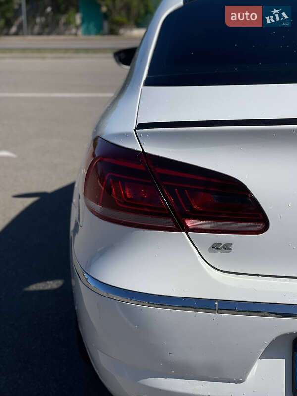 Купе Volkswagen CC / Passat CC 2012 в Покрові