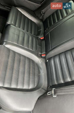 Купе Volkswagen CC / Passat CC 2013 в 