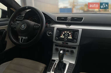 Купе Volkswagen CC / Passat CC 2013 в 