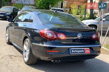 Купе Volkswagen CC / Passat CC 2011 в 