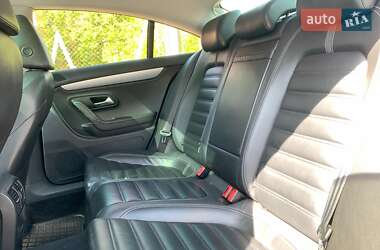 Купе Volkswagen CC / Passat CC 2011 в 