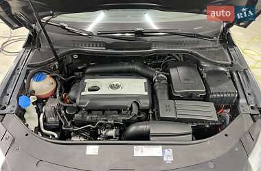 Купе Volkswagen CC / Passat CC 2010 в 