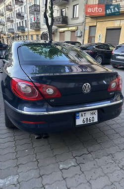 Купе Volkswagen CC / Passat CC 2011 в 