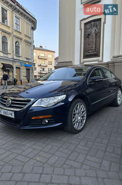 Купе Volkswagen CC / Passat CC 2011 в 