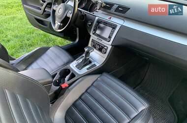 Купе Volkswagen CC / Passat CC 2010 в 