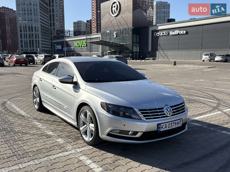 Купе Volkswagen CC / Passat CC 2014 в Киеве