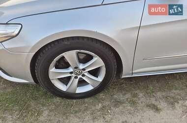 Купе Volkswagen CC / Passat CC 2009 в 