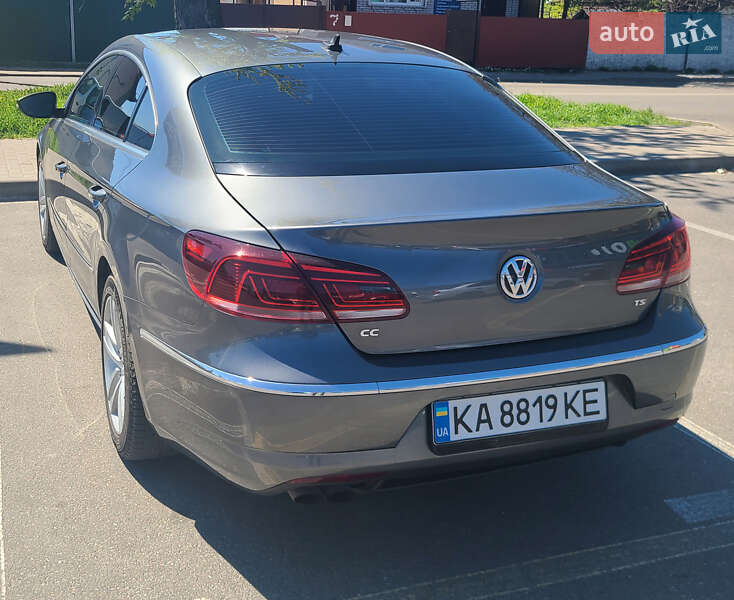 Купе Volkswagen CC / Passat CC 2016 в Киеве